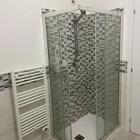 Comodo E Spazioso Monolocale *